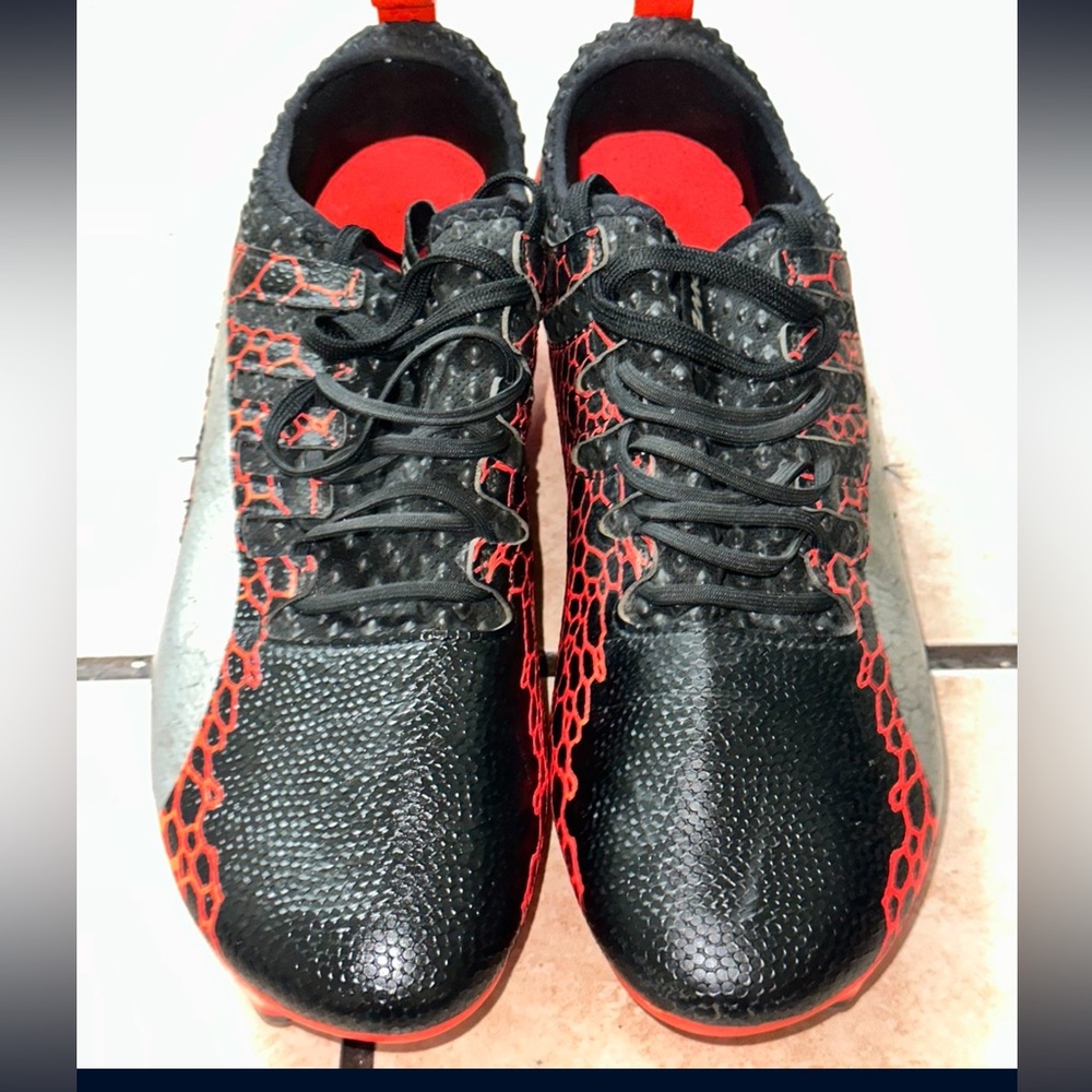 Evo power puma cleats